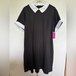 New Adams Family Wednesday costume dress.  Halloween. Cosplay. Spirit Halloween